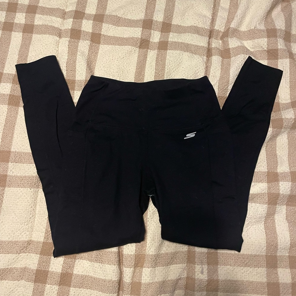 Black leggings - sketchers brand
